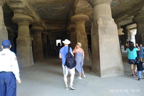 Mumbai: Elephanta-Höhlen mit professioneller FührungMumbai Elephanta Höhlen mit professioneller Führung