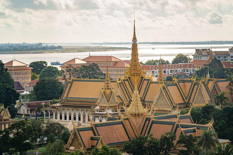 Phnom Penh: City Tour and Evening Foodie Full-Day Haft Day: Historical Tour + English Guide