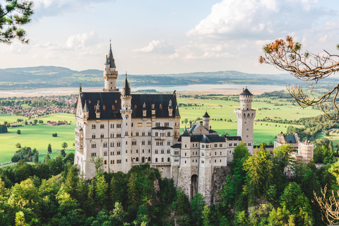 From Füssen: Neuschwanstein & Linderhof Castles Private Tour