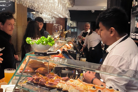 جولة عشاق الطعام في بامبلونا لأفضل البينثوس!جولة عشاق الطعام في بامبلونا لأفضل البينتكسوس!