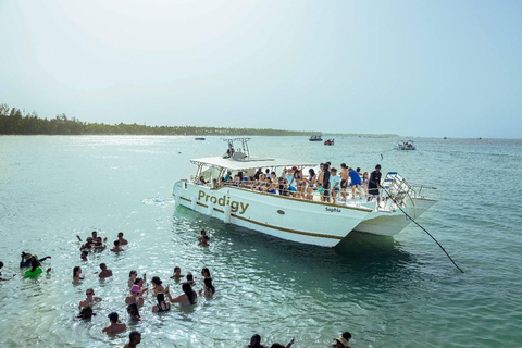 Punta Cana Hip Hop Party Boat with Open Bar *Adults Only Punta Cana Hip Hop Party Boat with Open Bar *Adults Only