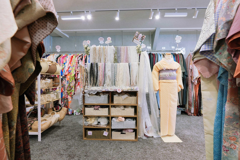 Kyoto: Gion Kiyomizudera Kimono Yukata Hairstyle& Photoshoot Kyoto Photo Session ONLY (1-Hour)