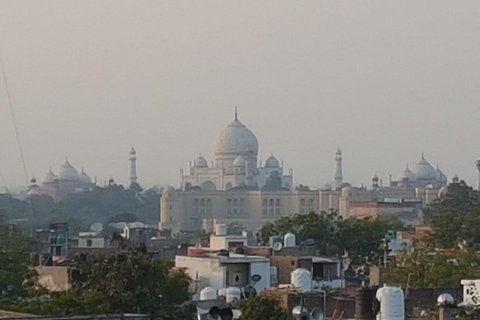 Tour Taj Mahal-Agra Fort &amp; Bazar con guida privata giapponeseTour guidato con macchina