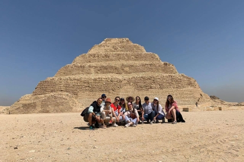 Prywatna wycieczka all-inclusive Piramidy w Gizie, Memphis i SakkaraPrywatna wycieczka bez opłat za wstęp