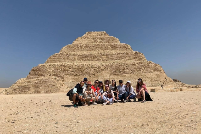Voyage privé tout compris - Pyramides de Gizeh, Memphis et SaqqaraVoyage privé tout compris avec droits d'entrée