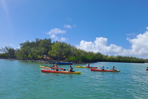 Ile d Ambre Kayakkayak en el Parque Nacional de Ile d Ambre