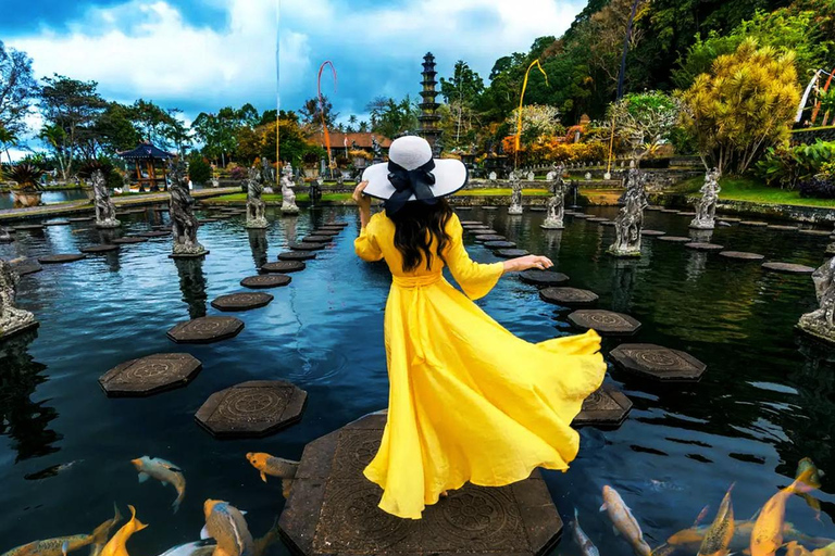 Bali: Gate of Heaven & Ubud Instagram Tour with Guide Gate of Heaven & Ubud Instagram (All Fees Included)