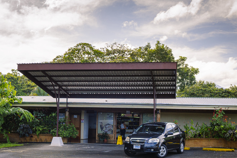 لا فورتونا: جولة الكسلان في متنزه بركان أرينال ووجبة خفيفة محلية