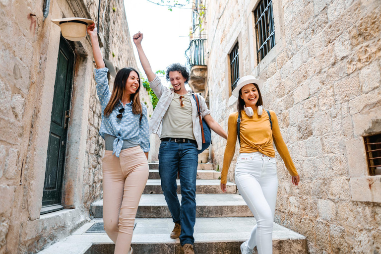 O charme histórico de Valletta: Uma excursão a pé guiada