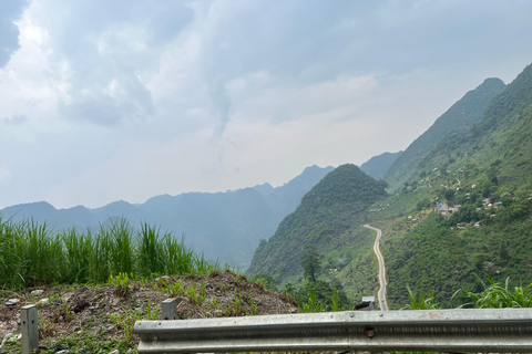 Au départ de Hanoi : 4 jours de visite en voiture de la boucle de Ha Giang, plus un montage vidéo