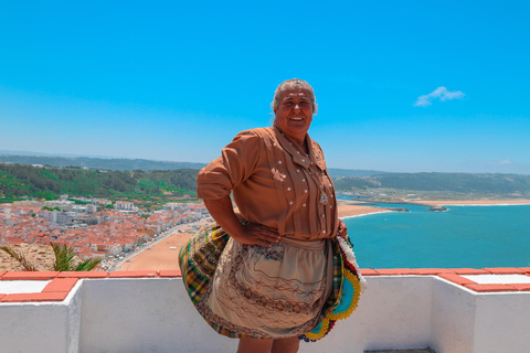 Lisbona: Tour per piccoli gruppi a Fátima, Batalha, Nazaré e ÓbidosEscursione di Fatima, Batalha, Nazare e Obidos in spagnolo