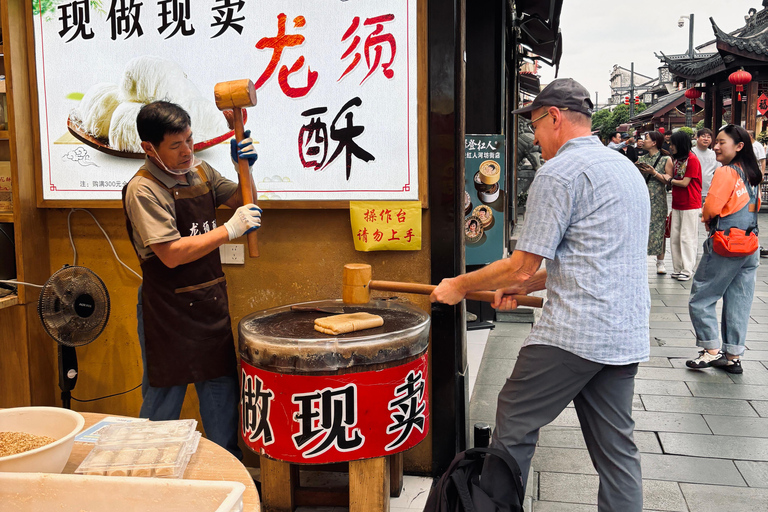 Hangzhou Food Tour & Walk Through City History