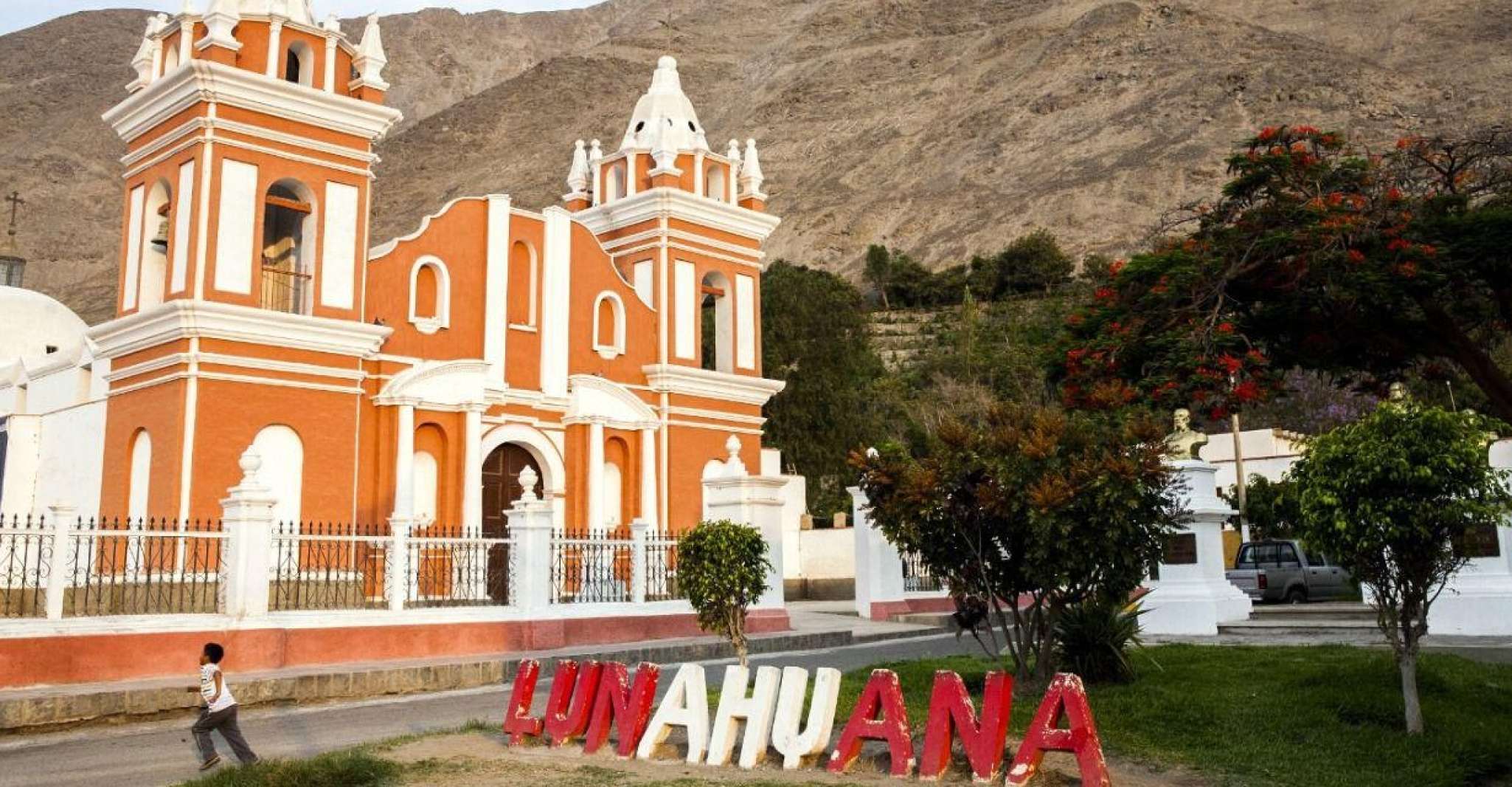 Lima, Lunahuaná, Cerro Azul | ATV - Canoeing - Canopy | - Housity