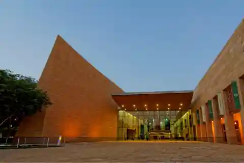 Historical City Full Day Guided Tour