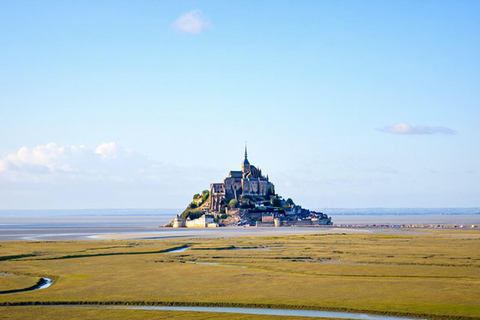 From Paris: Mont Saint-Michel Guided Day Trip with Entry
