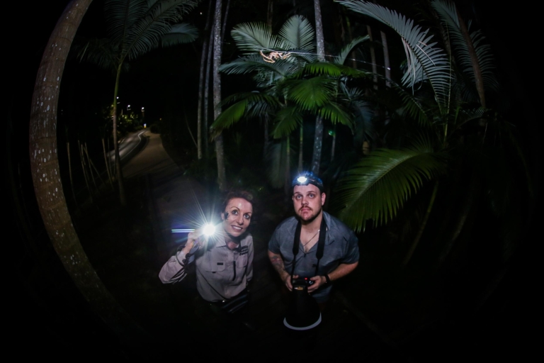 Cairns: nachtwandeling in de botanische tuin van Cairns