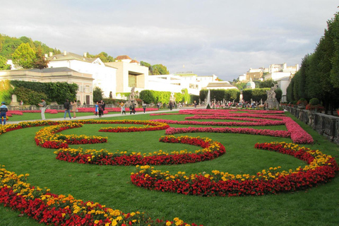 杜恩施泰因、梅尔克、萨尔茨堡、特劳恩湖和红牛机库7号杜恩施泰因、梅尔克、萨尔茨堡、特劳恩湖和红牛机库 7