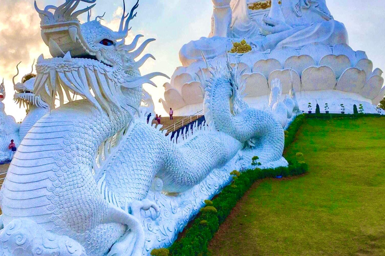 From Chiang Mai: Chiang Rai's White, Blue & Red Temples Tour