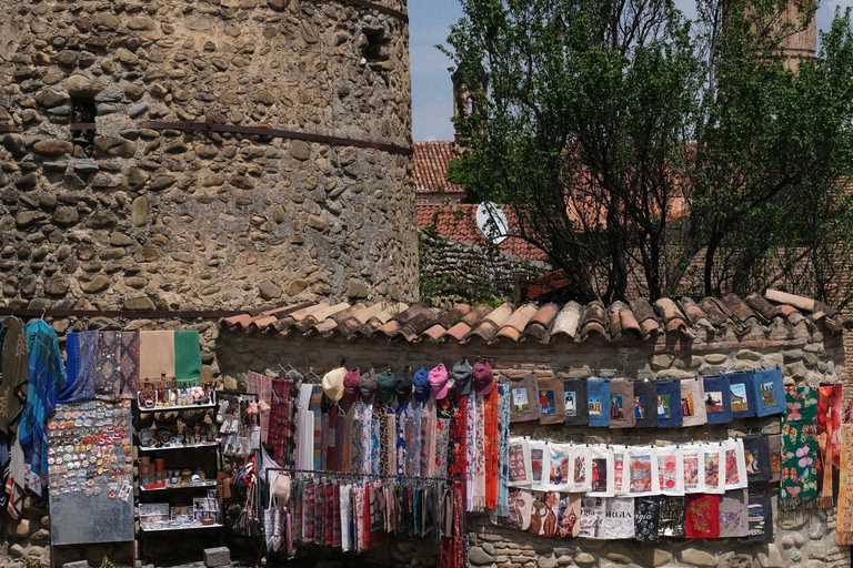Tbilisi: 2-Day Kakheti & Kazbegi Georgian Highlights Tour