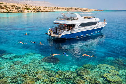 Marsa Alam: Diving & Snorkel Trips on the Boat with Lunch