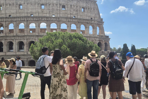 Small Group Guided Tour Colosseum Roman Forum, Palatine Hill Standard Tickets