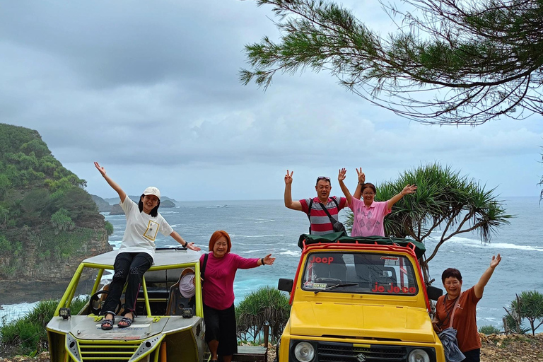 Tour de 1 día por la cueva de Jomblang y la playa de Timang.