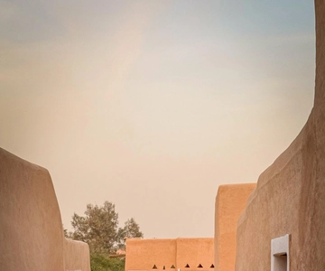 Old Meets New: Riyadh & Diriyah Guided Tour