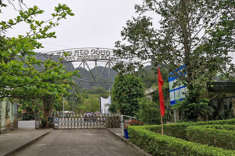 2-tägige Ha Long Bay Island Cruise Tour mit einem 3-Sterne-Kreuzfahrtschiff