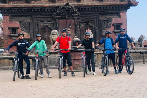 Bhaktapur: Guided Bicycle Heritage Tour