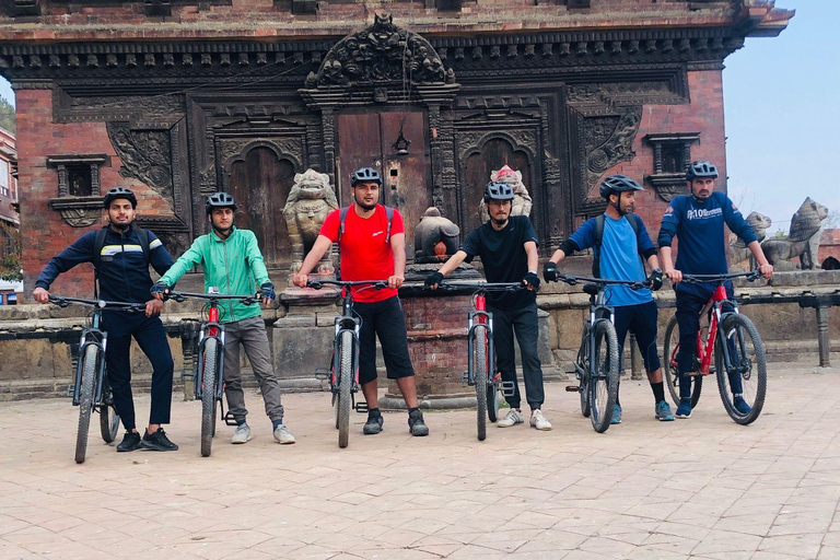 Bhaktapur: Guided Bicycle Heritage Tour