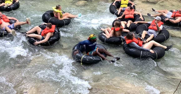 Montego Bay: Blue Hole and Jungle River Tubing Tour