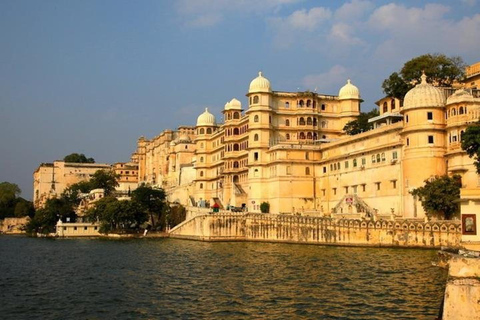 From Delhi: Private 3-Day Golden Triangle Tour with Hotels Private Tour with 3-Star Hotel Accommodation