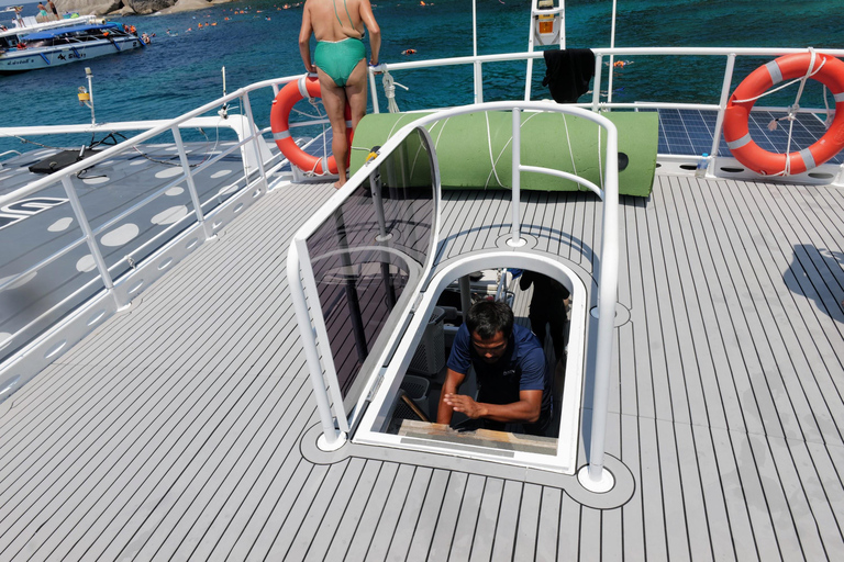 Phuket/Khao Lak: Snorkel Bliss to Similan Island by Powercat Hotel pickup in Khao Lak