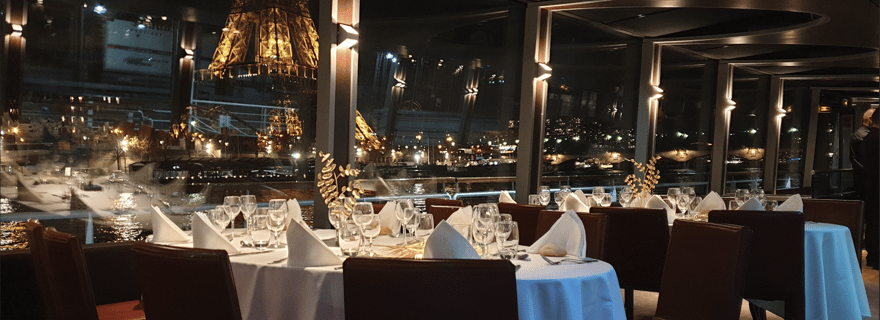 Paris : dîner-croisière du Nouvel An avec piste de danse