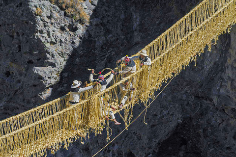 Qeswachaka – most Inków – prywatna wycieczka całodziennaQeswachaka Puente Inca – prywatna wycieczka na cały dzień