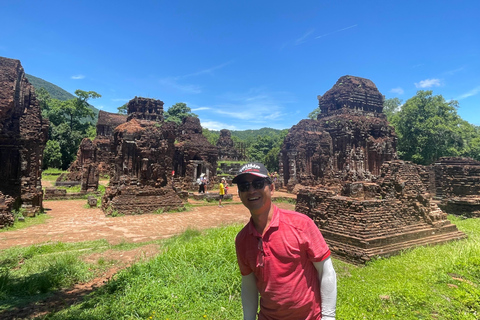 Hoi An: My Son Sanctuary Guided Tour with Lunch & Boat Trip Hoi an : My Son Sanctuary Guided tour. Lunch. boat trip