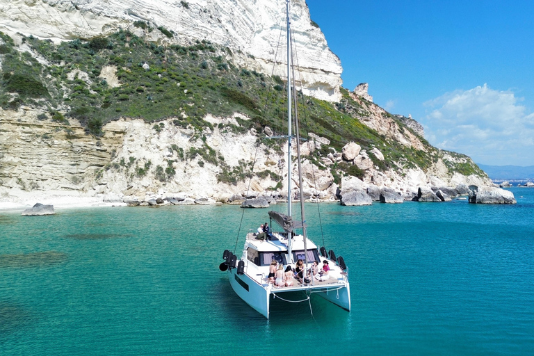 Cagliari: Catamaran Tour, Swimming, Snorkeling, & Prosecco Cagliari: Sailing Tour with Snorkeling and a Prosecco Toast