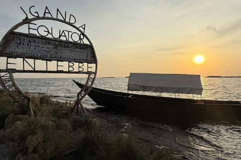 Entebbe: Equator Sunset /Sunrise Boat Tour with Music