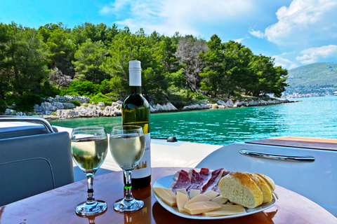 From Split or Trogir: Private speedboat tour to Blue Lagoon From Split or Trogir : To 3 Island Tour with Blue Lagoon