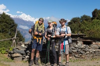 Familia Langtang Valley Horseback Riding Trek - Housity