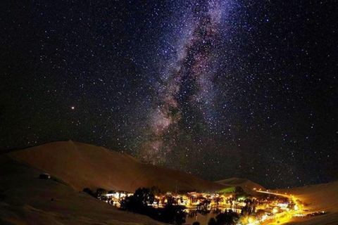 Ica de Noche: Encanto y Aventura en Huacachina