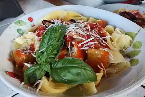 Sciacca: Traditional Pasta Class With Wine Included