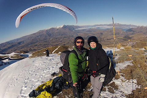 Queenstown: Tandem Paraglide - Winter - Coronet Peak 5400ft