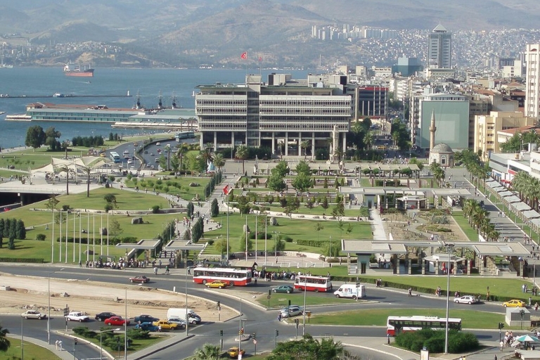 Izmir City Tour met een Private Guide & Van