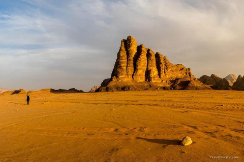 瓦迪拉姆沙漠探险之旅：超越地平线2-Hour 4x4 Safari