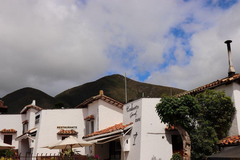 Guatavita : Visite guidée du lac et de la ville avec un guide privé