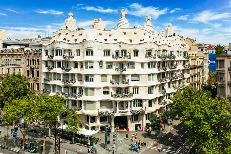 Barcelona: Casa Milà Early-Morning Access Guided Tour Tour in Chinese