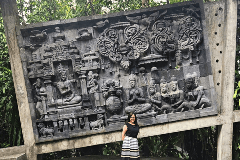 Merapi: Przygoda jeepem i randka w muzeum