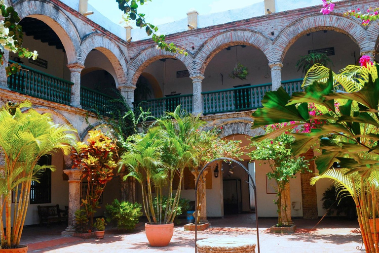 Cartagena: City History & Food Tour of Old Town & Getsemani