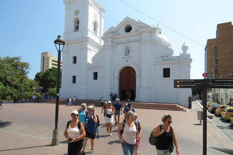 Santa Marta : visite citadine avec entrée à la Quinta de San Pedro